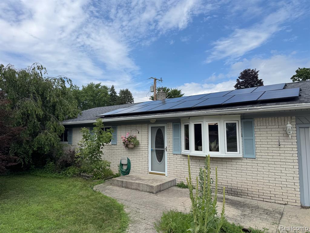 46030 Huling Street, Utica, MI 48317 — front exterior