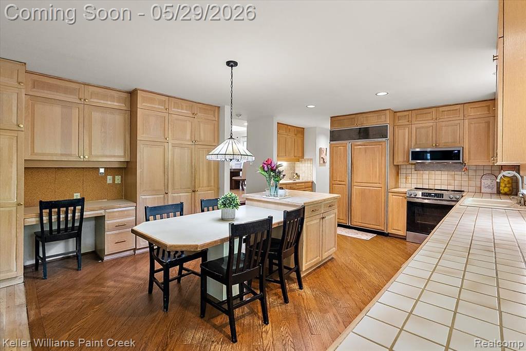 5795 Thorny Ash Road, Rochester, MI 48306 — Photo 12