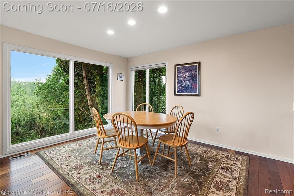 4948 Champlain Circle, West Bloomfield, MI 48323 — Photo 23