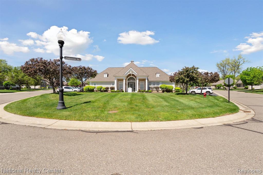 5639 HEATHLAND Circle, Clarkston, MI — Photo 31