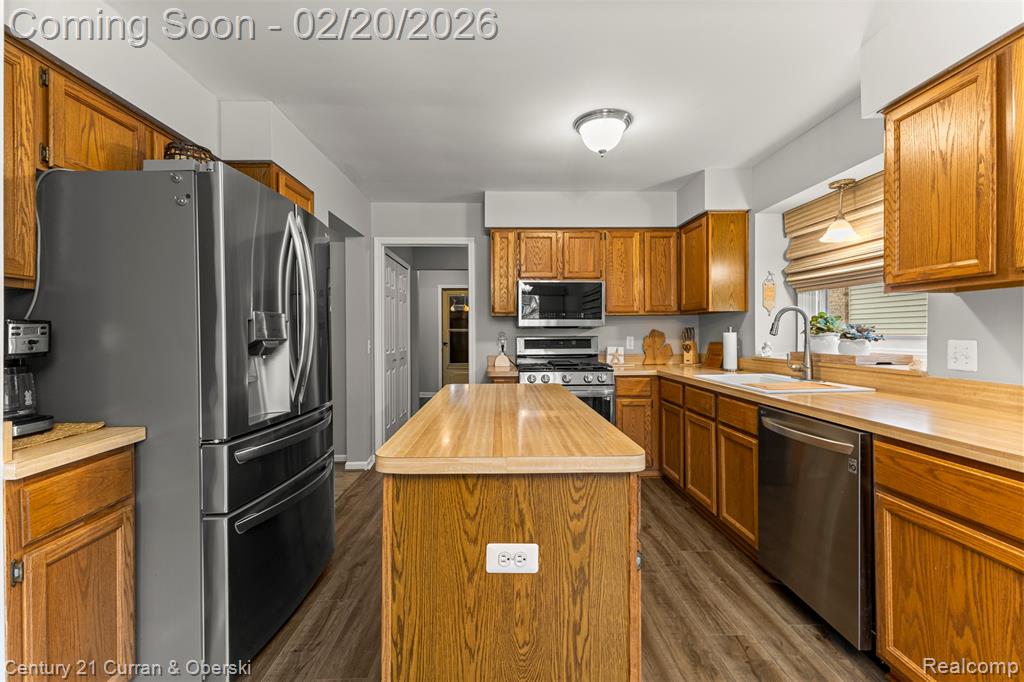 26802 Inverness Street, Woodhaven, MI 48183 — Photo 12