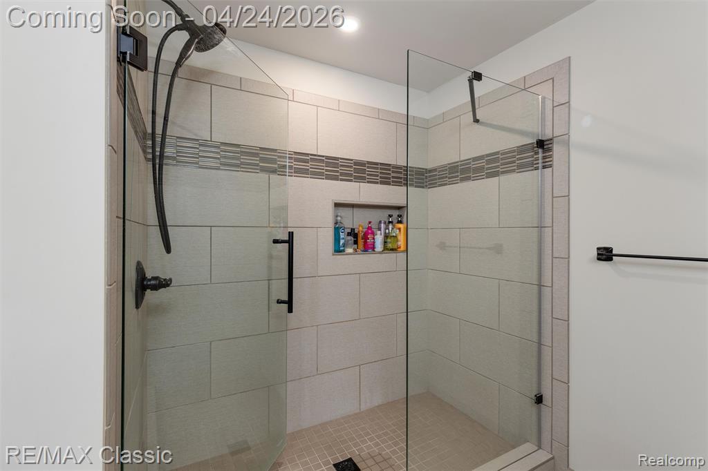 50282 Langley Drive, Novi, MI — Photo 51