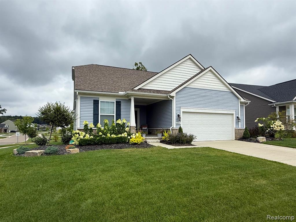 8211 Carston Lane, Brighton, MI 48116 — Photo 2