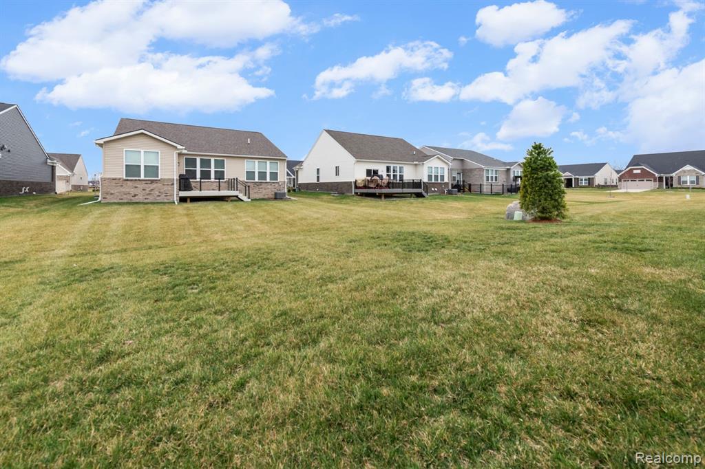50109 Ogden, Canton, MI 48188 — Photo 36