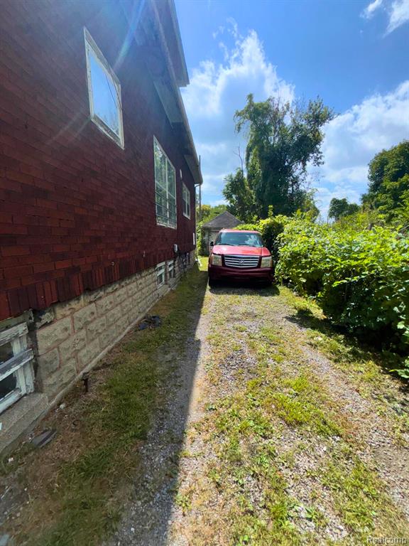 8056 Lynch Road, Detroit, MI 48234 — Photo 30