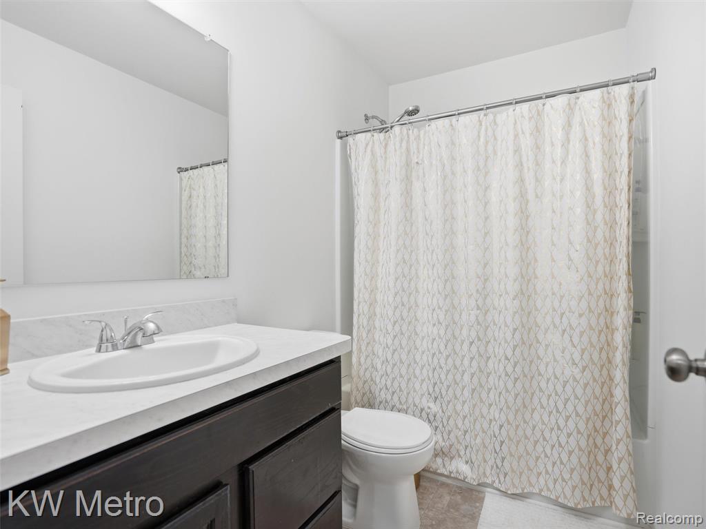 48672 Ivory Orchard Drive, Macomb, MI 48042 — Photo 25
