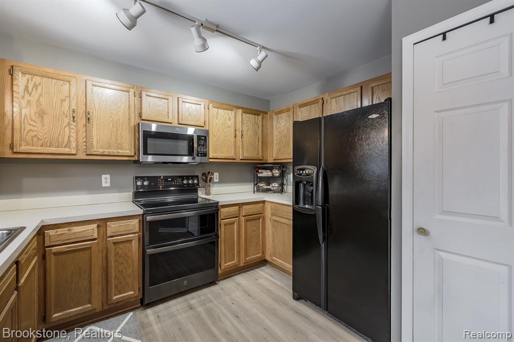 9305 Tiger Run Trail, Davison, MI 48423 — Photo 6