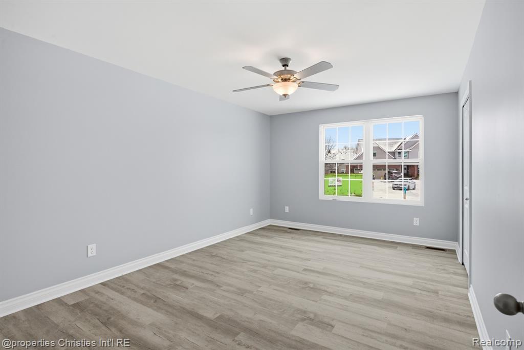 3120 Roma Court, Wixom, MI 48393 — Photo 32