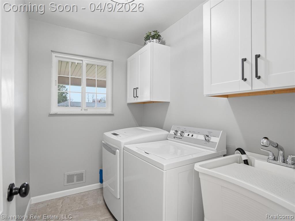 39722 Aynesley Street, Clinton Twp, MI 48038 — Photo 23