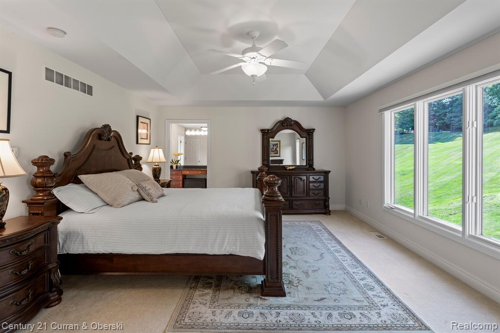 18585 STEEP HOLLOW Court, Northville, MI 48168 — Photo 38