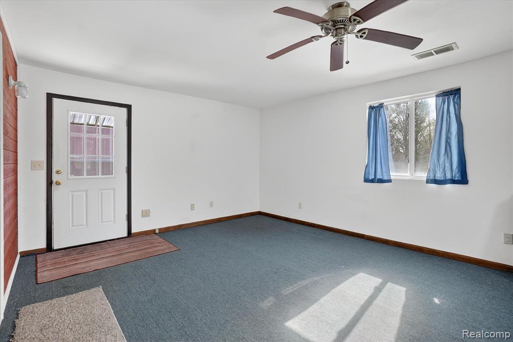 14463 Seymour Road, Linden, MI 48451 — Photo 29