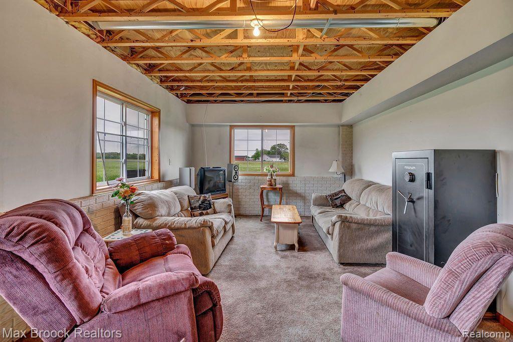 8661 TURNER Road, Imlay City, MI 48444 — Photo 32