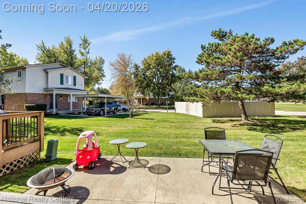 2057 W FRANKLIN Drive, Canton, MI 48187 — Photo 26