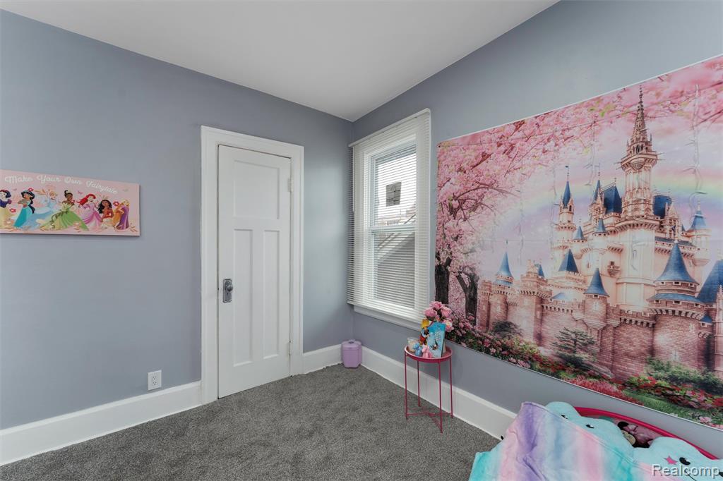4411 Iroquois Street, Detroit, MI 48214 — Photo 23