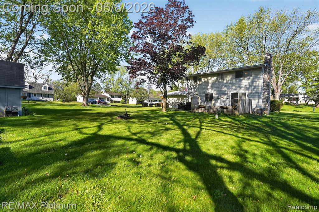 1254 Heathercrest Drive, Flint, MI 48532 — Photo 81