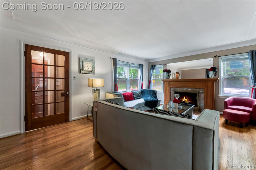 16216 Burgess, Detroit, MI 48219 — Photo 9