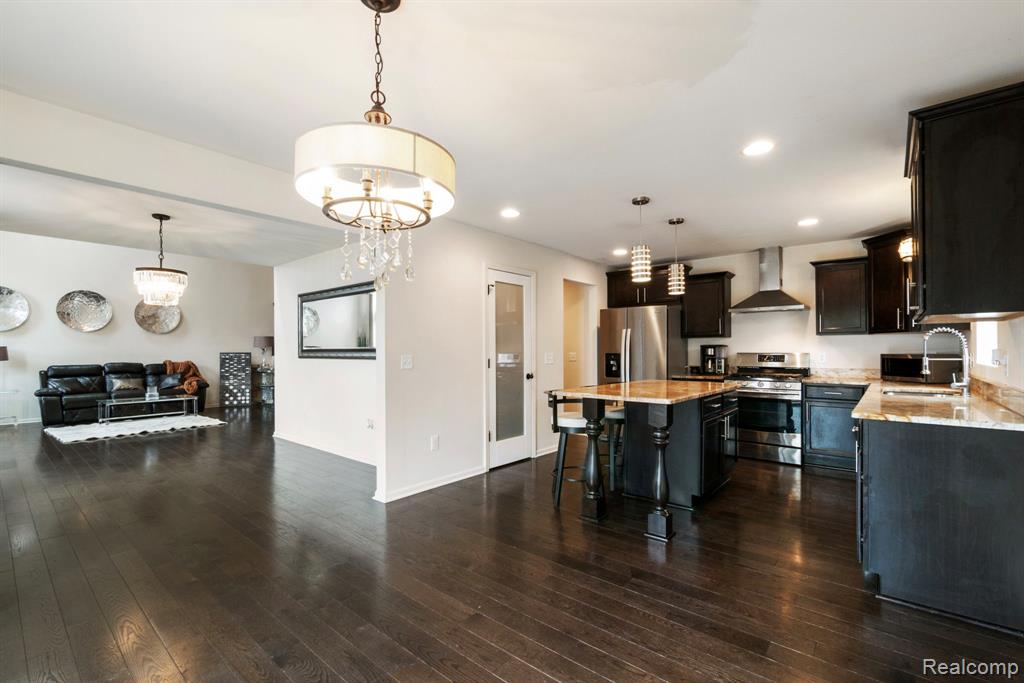 2495 Knollwood Drive, Canton, MI 48188 — Photo 29