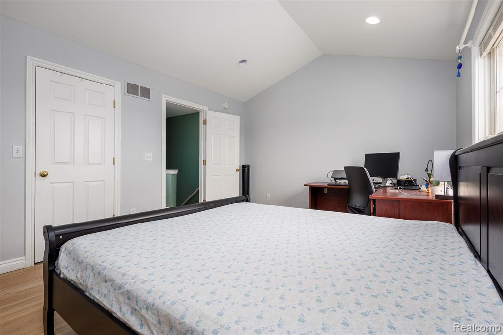 1569 E Lakeview Lane, Canton, MI 48187 — Photo 17