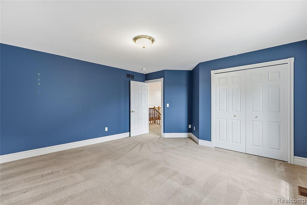 49783 Golden Park Drive, Utica, MI 48315 — Photo 43