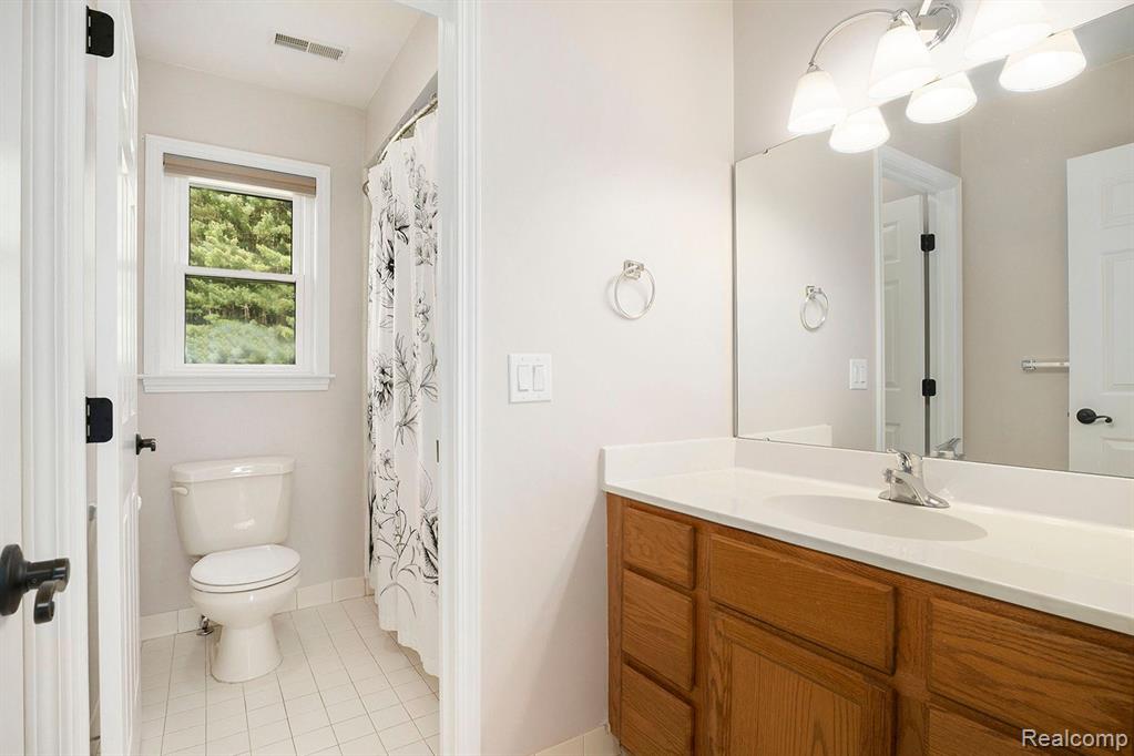 5489 Pine Lake Drive, Brighton, MI 48116 — Photo 23