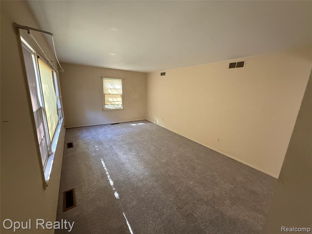 42550 Clemons Drive, Plymouth, MI 48170 — Photo 16