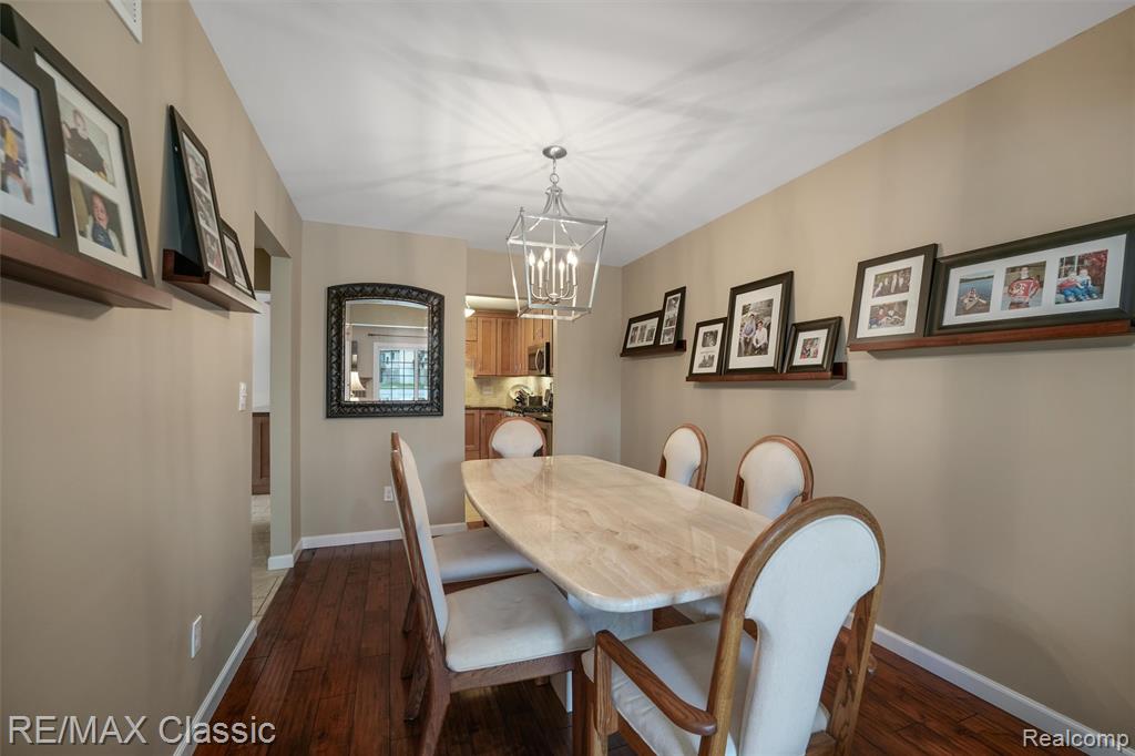20903 W Glen Haven Circle, Novi, MI 48167 — Photo 11
