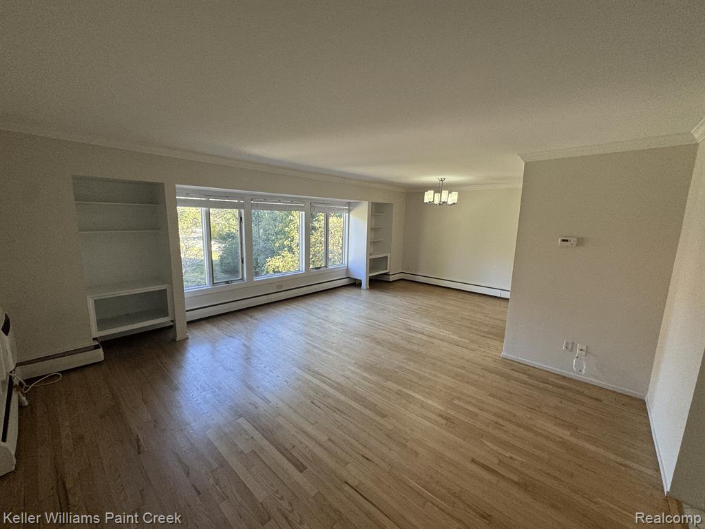376 CONCORD, 4, Bloomfield Hills, MI 48304 — Photo 2