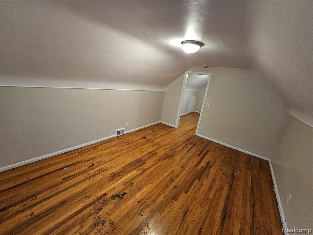 5915 LODEWYCK Street, Detroit, MI 48224 — Photo 24