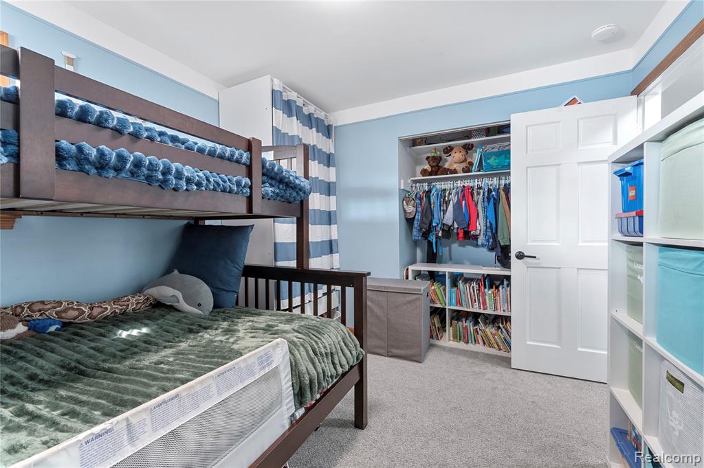 18055 Hinton Street, Riverview, MI 48193 — Photo 15