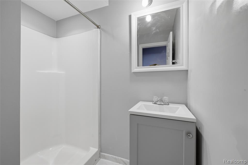 9665 River Street, Clay, MI 48001 — Photo 19