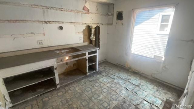 13042 Evanston Street, Detroit, MI, 48213