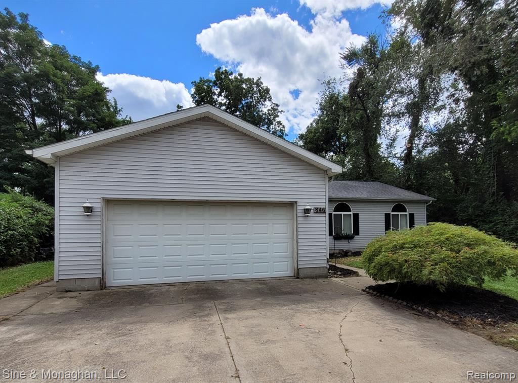 846 HOLMES Road, Ypsilanti, MI 48198 — Photo 4