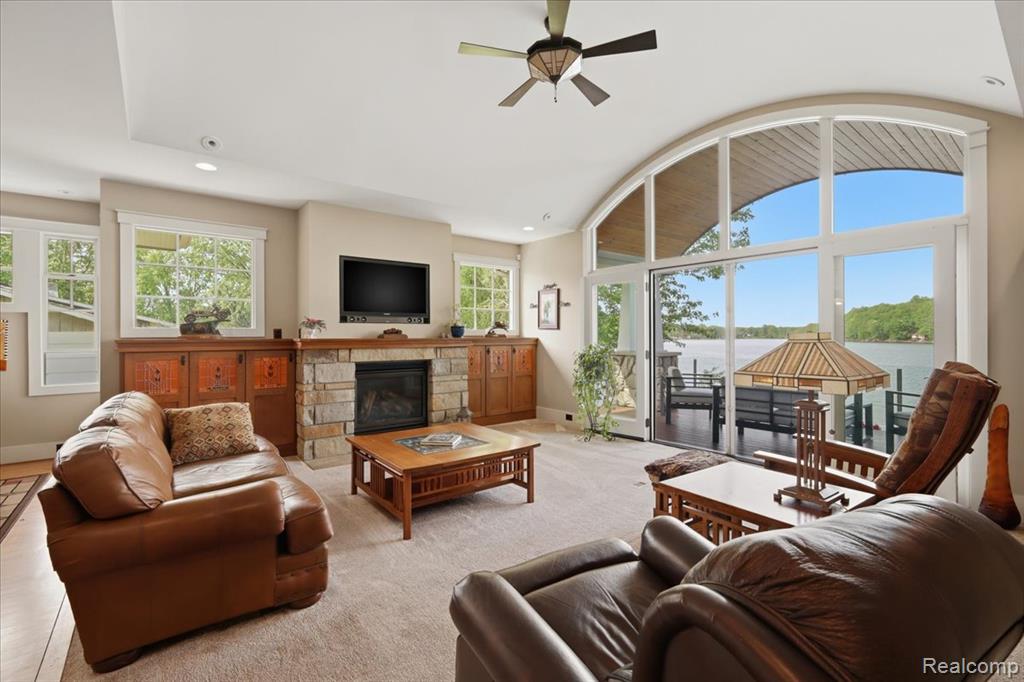 8665 Lakeview Boulevard, Clarkston, MI 48348 — Photo 10
