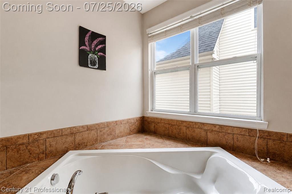 27089 Maxwell Court, Novi, MI — Photo 37