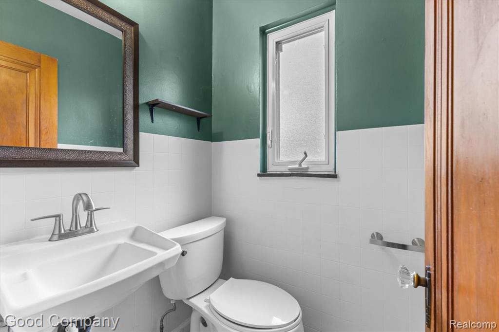 5535 Harvard Road, Detroit, MI 48224 — Photo 10