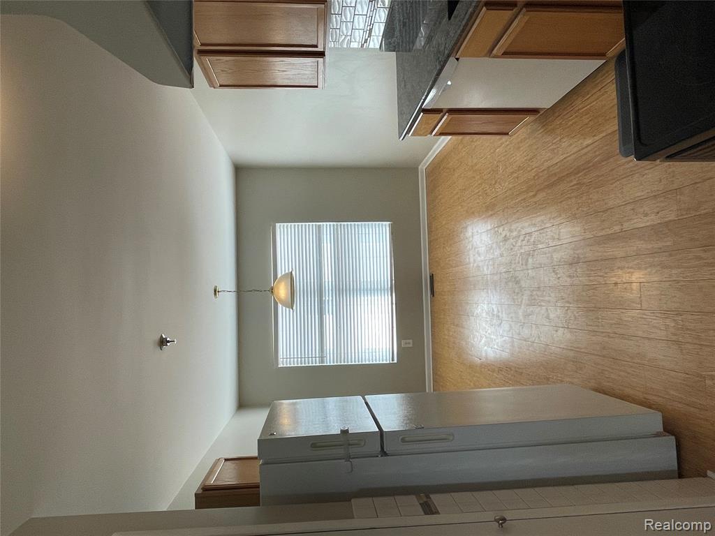15641 Stone Crossing Drive, Southfield, MI 48075 — Photo 5