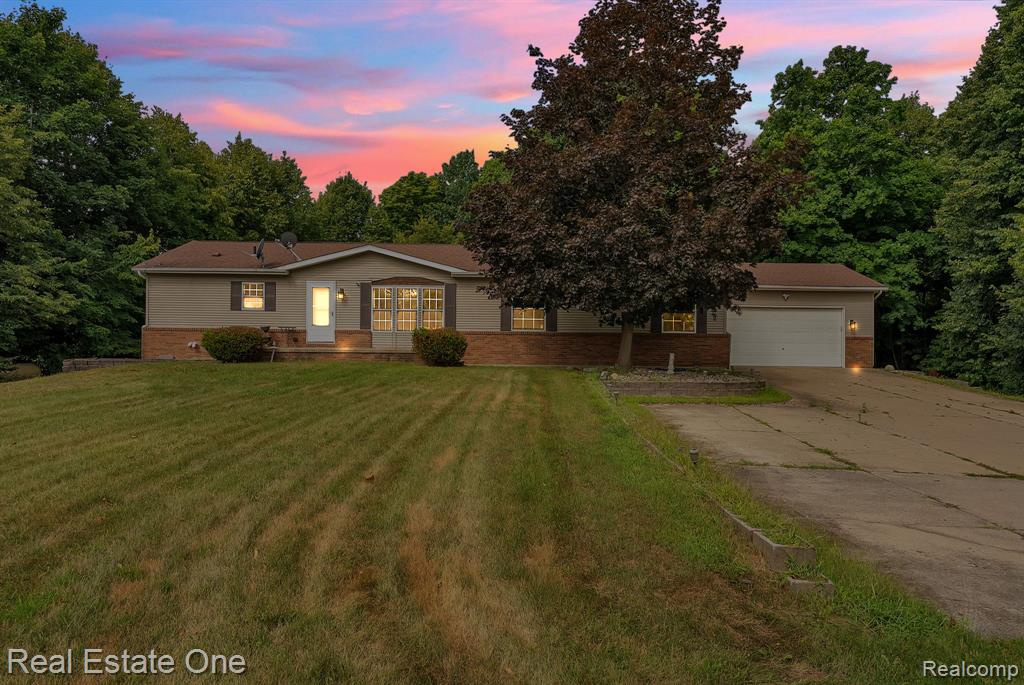 72021 Romeo Plank Road, Armada, MI — Photo 10