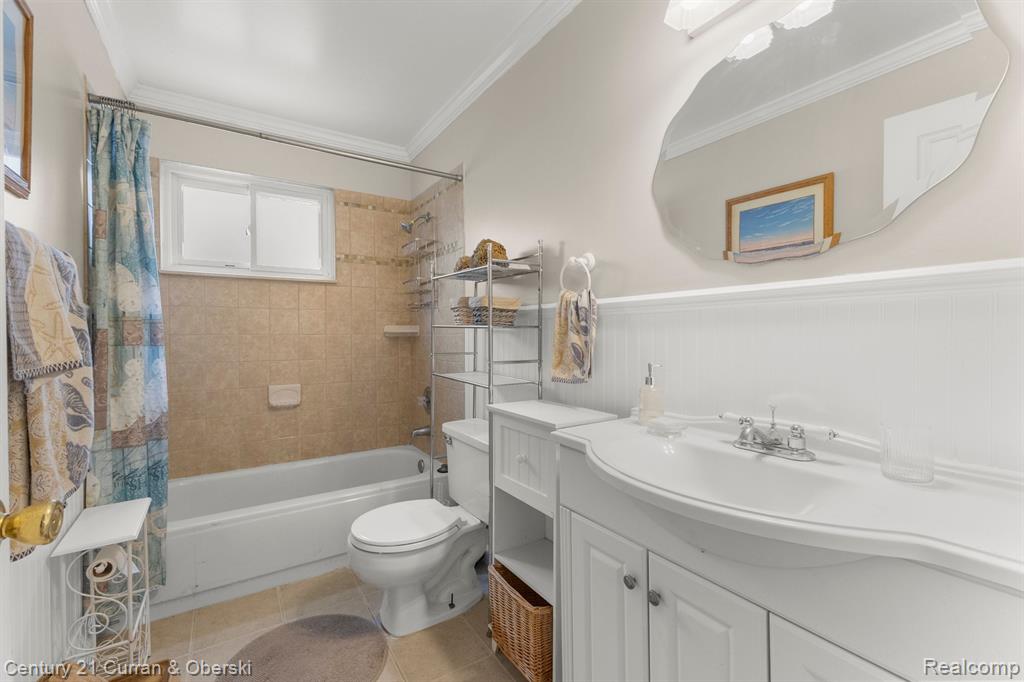 4928 RAYMOND Avenue, Dearborn Heights, MI 48125 — Photo 22