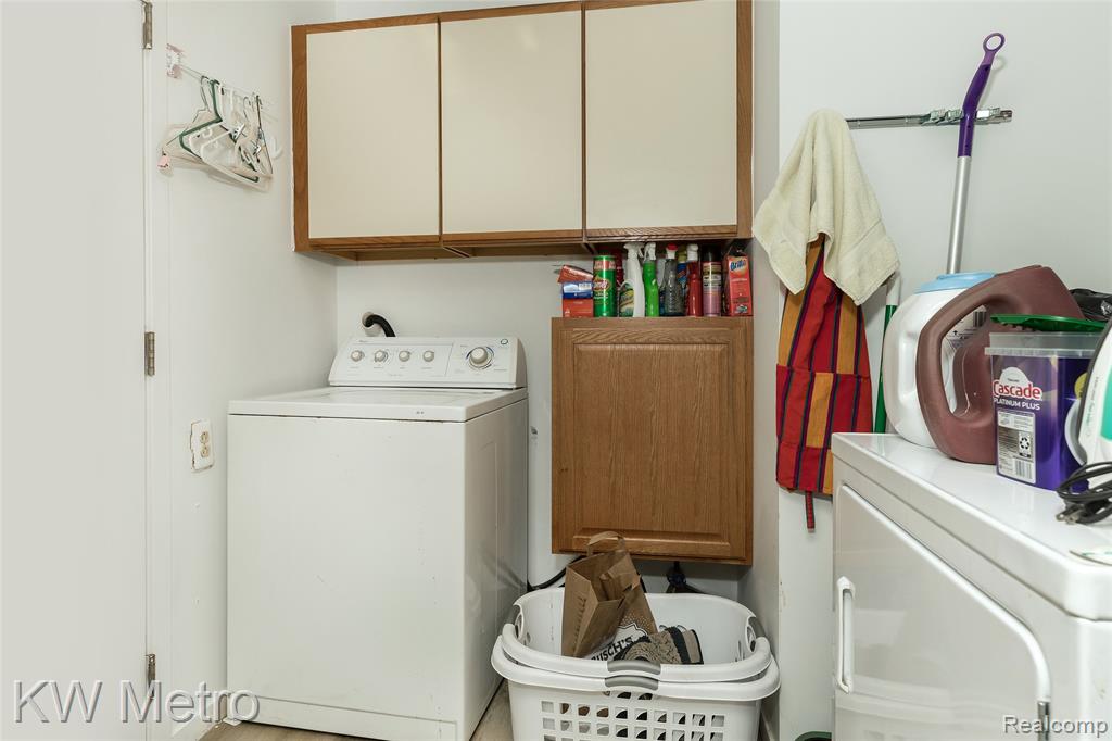 6129 Westbrooke Drive, West Bloomfield, MI — Photo 20