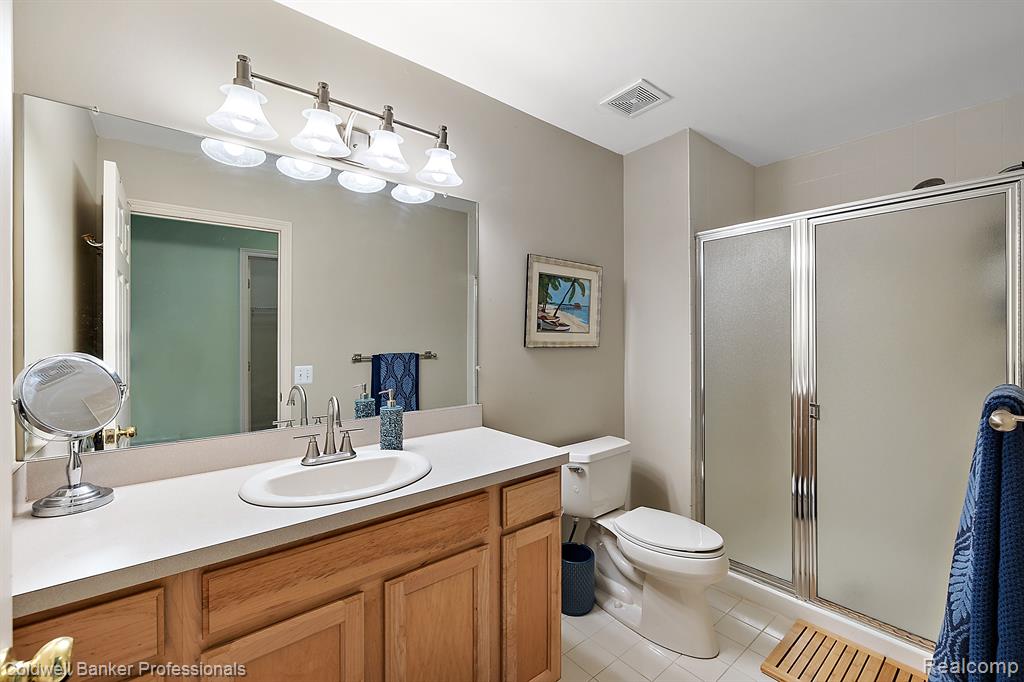 451 GOLF VILLA Drive, Oxford, MI 48371 — Photo 27