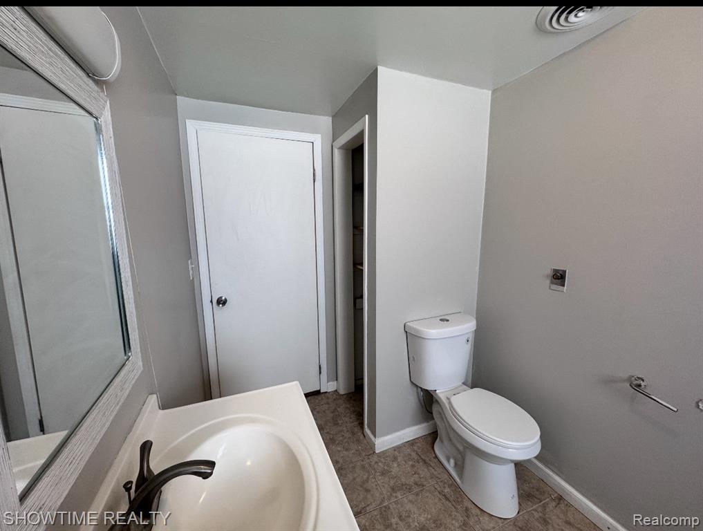 654 N BLACKS CORNERS Road, Imlay City, MI 48444 — Photo 7