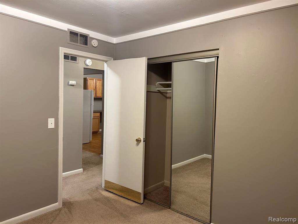 4471 CROISSANT Street, Dearborn Heights, MI 48125 — Photo 15