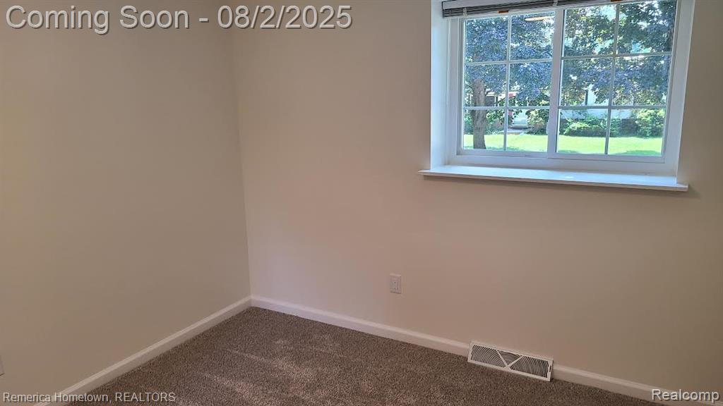 8736 Ringwood Drive, Commerce Twp, MI 48382 — Photo 21