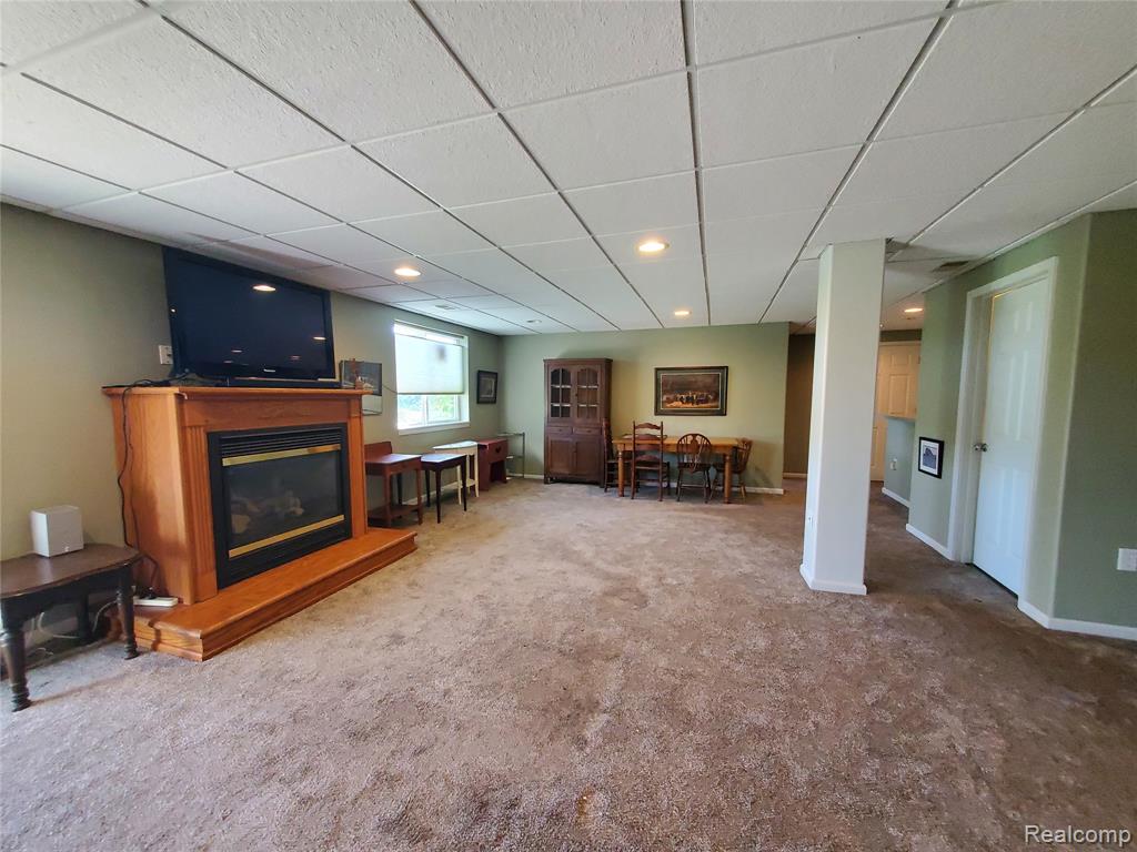 7281 Hawthorne Circle, Goodrich Vlg, MI — Photo 27