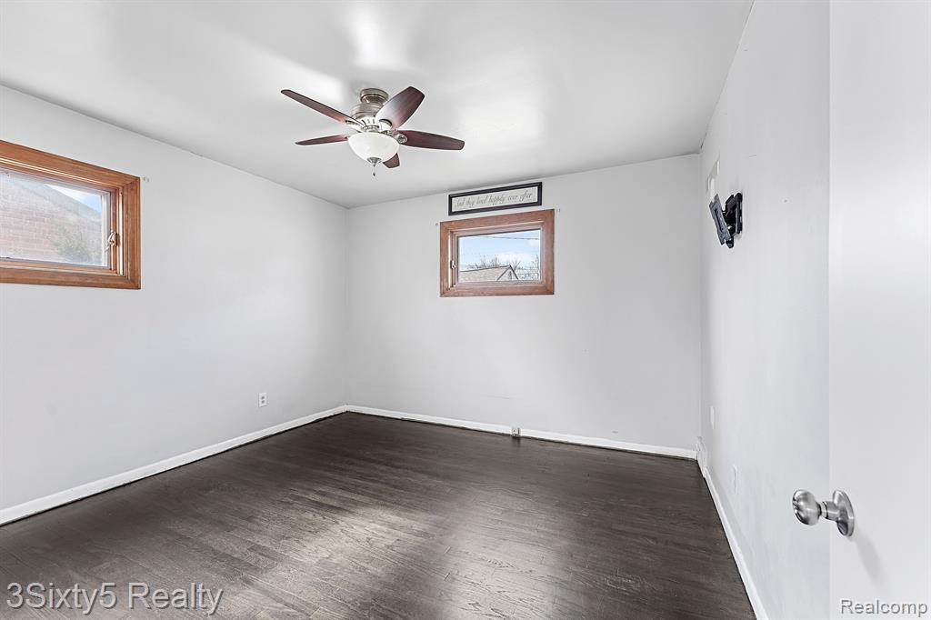 9914 FOX Avenue, Allen Park, MI 48101 — Photo 12