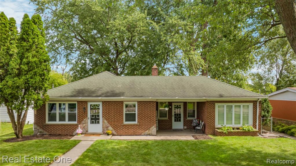 15550 Foch Street, Livonia, MI 48154