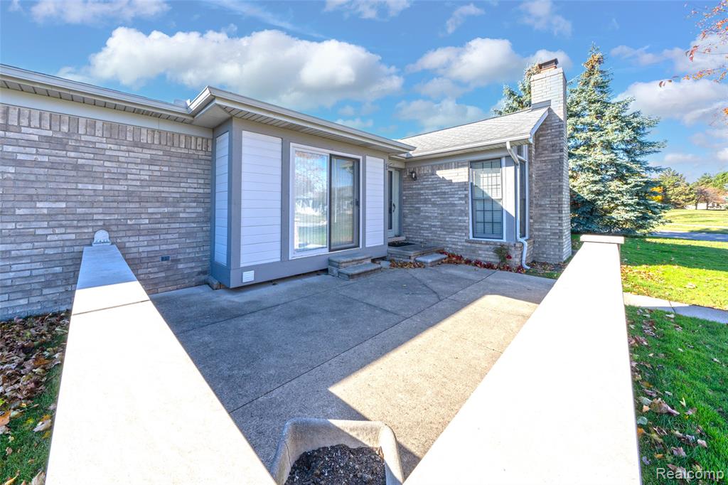 48391 Seawind Court, Shelby Twp, MI 48315 — Photo 16