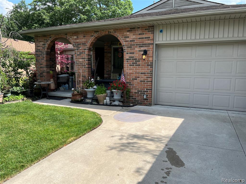 44131 Westminister Way, Canton, MI 48187 — front exterior
