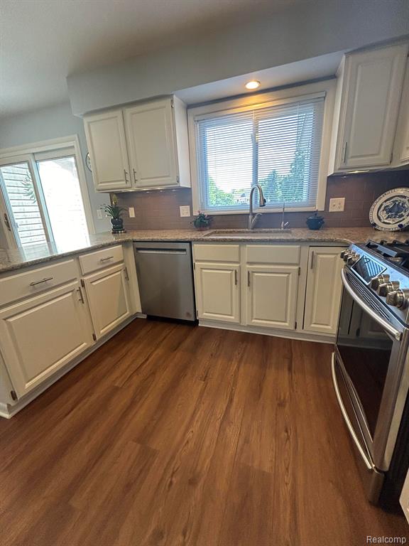 1427 N SILO RIDGE Drive, Ann Arbor, MI 48108 — Photo 7