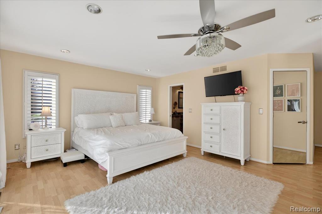 6346 Simler Drive, Clawson, MI — Photo 30